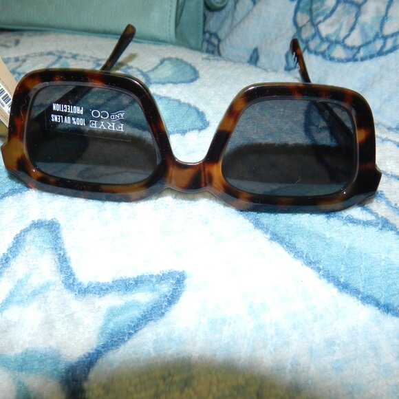 Frye & Co. Sunglasses Rectangular Tortoise UVA/UVB Protection NWT 🆕📦⌚🏃🏻💨⚡🚚 - Picture 4 of 16